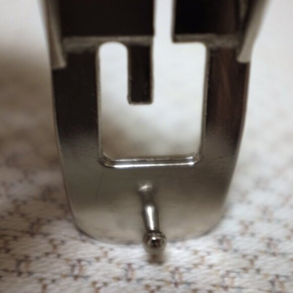 COPY - Guess Logo Belt Buckle with Rhinestone Embellishments - Picture 4 of 5